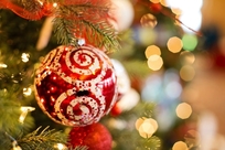 Should SMEs Open Over Christmas?